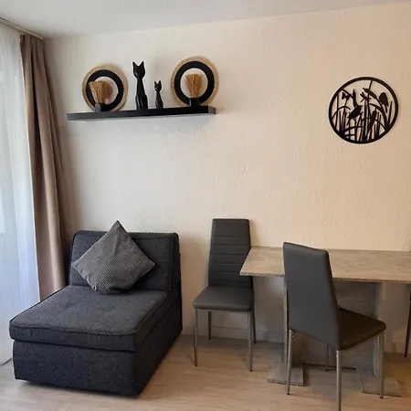Jahnstrasse * Dusseldorf