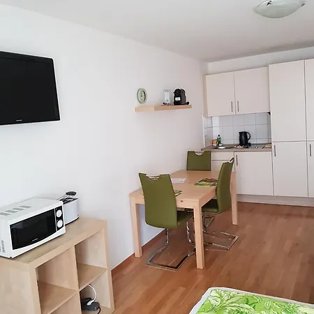Jahnstrasse * Dusseldorf