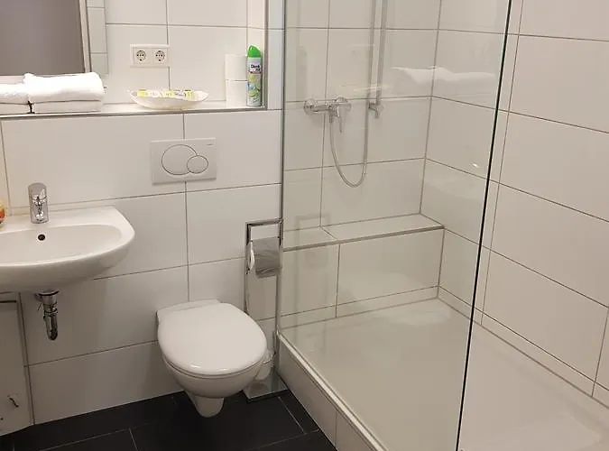 Jahnstrasse Дюссельдорф