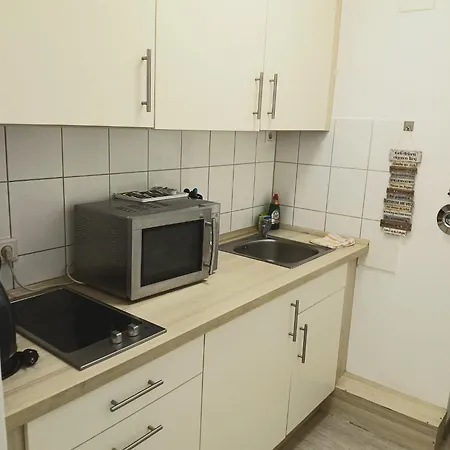 ياهنشتراسيه * دوسلدورف