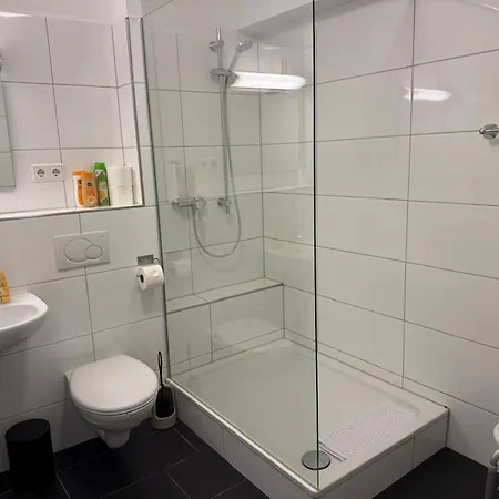 ياهنشتراسيه