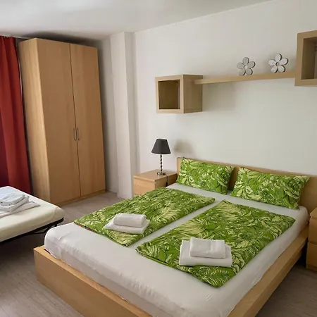 ياهنشتراسيه * دوسلدورف