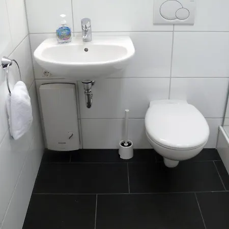 ياهنشتراسيه * دوسلدورف