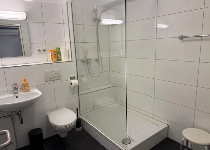 Jahnstrasse, Friedrichstadt