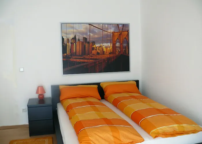 Jahnstrasse, Friedrichstadt Appartement