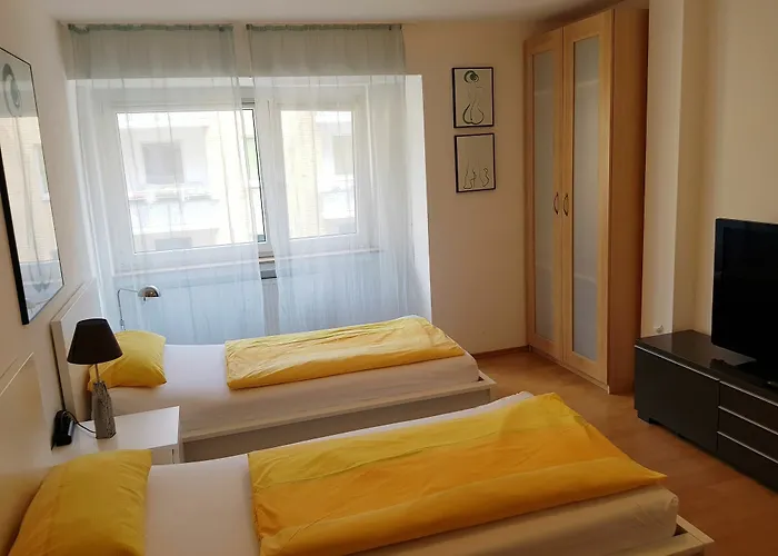 Jahnstrasse * Düsseldorf